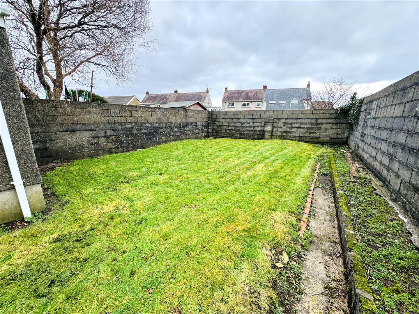 Ashburnham Road, Pembrey, Burry Port, SA16 0TW